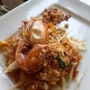 ผัดไทยเผือกทอดกุ้งสด