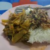 ข้าวราดแกงเทโพ กับกะเพราะหมูสับ