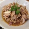 หมูน้ำตก แซ่บมาก จัดเต็มทั้งหมูและเครื่องน้ำตก ราคา 50 บาท