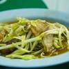 ผัดกุ้ยช่ายขาวหมูกรอบ