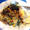 ข้าวราดผัดกระเพาไข่เยี่ยวม้า