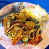 ข้าวราดผัดพริกแกงทะเล