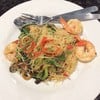 ผัดหมี่กระเฉดกุ้งสด