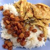 ข้าวราดแกงหน่อไม้+โปรตีนเกษตร เจ