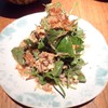 ยำใบบัวบกใส่กุ้งแม่น้ำหมูรวน 