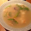 ต้มยำไก่, กุ้งกับเห็ดป่า 