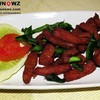 หมูแดดเดียว เนื้อแน่นดีหนึบหนับไม่เหนียว ปรุงรสเข้าเนื้อมีรสมีชาติในตัวเอง ทำได้