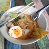 ก๋วยเตี๋ยวต้มยำไข่