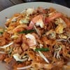 ผัดไทกุ้งสด  40 บาท