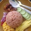 ข้าวคลุกกะปิ