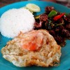 กระเพราเครื่องในไก่ รสชาติโดนใจ