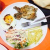 สเต็กไก่อก พริกไทยดำไข่ดาว