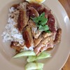 ข้าวหมูกรอบ
