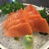 Salmon Sashimi ชุดนี้แทรกมันน้อย เนื้อไม่นุ่ม