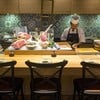 โซนซูชิ ที่เห็นการทำซูชิแบบสดๆ ทุกขั้นตอน