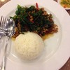 ข้าวกะเพราะไข่เยี่ยวม้า