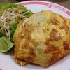 ผัดไทกุ้งสดห่อไข่