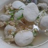 เส้นเล็กลูกชิ้นหมู