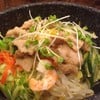 ข้าวยำหมู