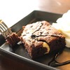 Brownie (35 บาท) เนื้อแน่นและอร่อยมากๆ