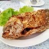 ปลาดแรดทอดกระเทียม ร้อนๆเลย ตัวใหญ่ๆ