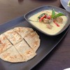 Grilled chicken green curry with roti 