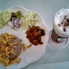 ข้าวคลุกกะปิ