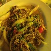 นี่คือปูนิ่มผัดผงกะหรี่   ==