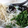 โจ้กหมู ตับ ไข่เยี่ยวม้า
