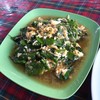 ผัดเหนี่ยงใส่ไข่