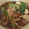 เส้นใหญ่น้ำหมูตุ๋น