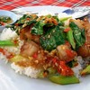 ข้าวคะน้าหมูกรอบ