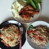 ตำไทยรสเด็ด ไก่ย่างแสนอร่อย