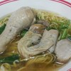 บะหมี่น้ำไก่ น้ำรสชาดจืดไปหน่อย แต่ไก่ แน่น เลย