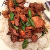 ผัดกะเพราเครื่องในไก่ สุโขทัยโภชนา