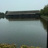 ด้านหลังร้านมีวิวน้ำให้ดูชิลๆ