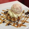 Epic Waffle ไอศครีมรส Panna Cotta