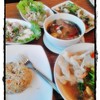 สั่งไปหลายอย่างรสชาติผ่านครับไม่โดดหนีหรือตีกันคุ้มราคาสำหรับผม