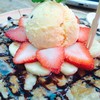 Roti Mixed with ice-cream