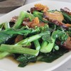 ผัดคะน้าหมูกรอบ