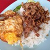 ข้าวหมูกระเทียม+ไข่ดาว