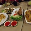 ปลาคังลวกจิ้ม ปลาเนื้ออ่อนทิดกระเทียม ปูนิ่มผัดผงกระหรี่ ไข่เจียวกุ้งสับ