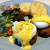 
Crab Cake Egg Benedict 