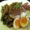 ข้าวขาหมูทรงเครื่อง