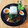 ข้าวหมูอบซอสกระเพรา