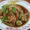 ส้มตำลาว 40 บาท เครื่องเยอะ เผ็ดอร่อย
