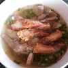 55 บาท ก๋วยจั๊บน้ำใสหมูกรอบ+เครื่องใน