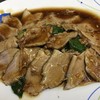 เนื้อเป็ดละลายยุ่ยในปาก. อร่อยมาก
