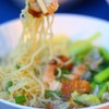 บะหมี่เกี๊ยวหมูกรอบ (ธรรมดา 30 บาท)