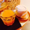 welcome drink น้ำส้ม พร้อมผ้าเย็น